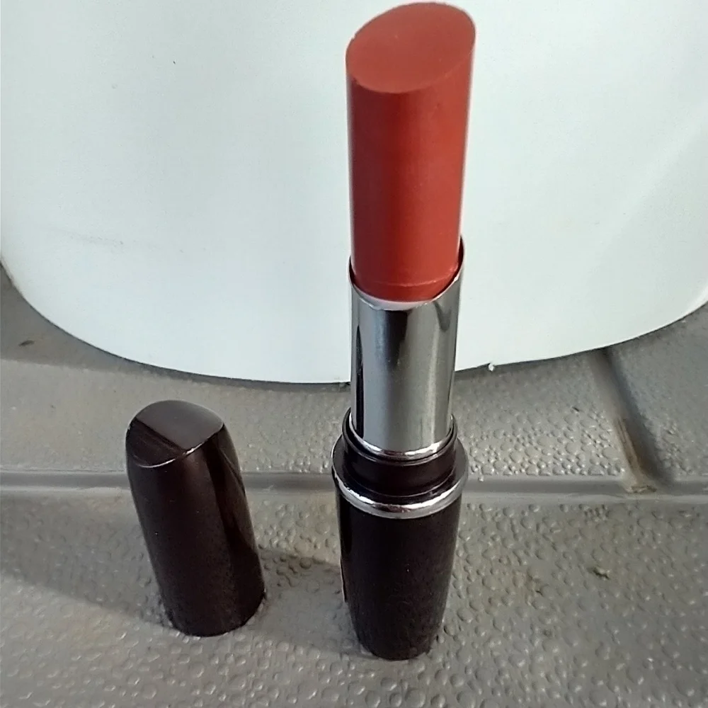Volume xl seduction plumping lip color 640 tantali